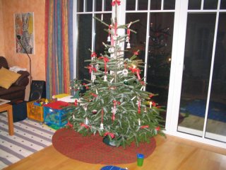 xmastree2003.jpg